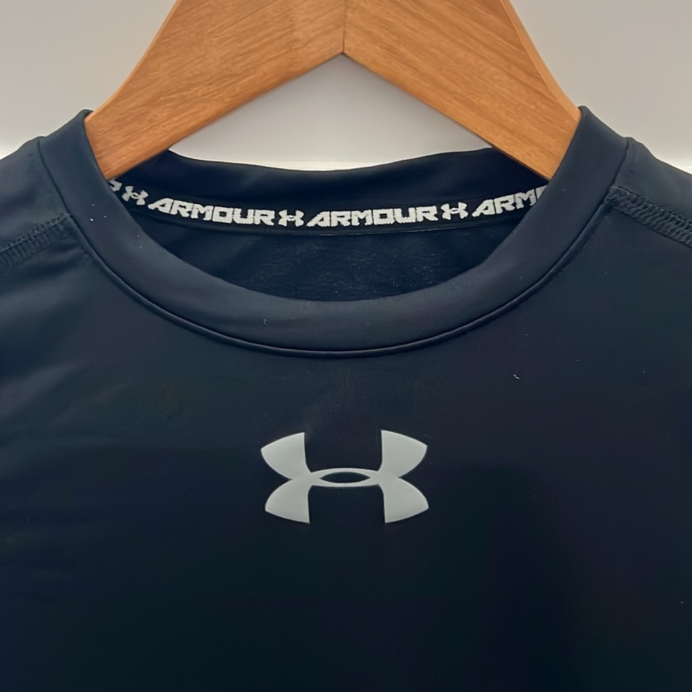 Under Armour Boys Performance Fitted Cold Gear Long Sleeve Shirt